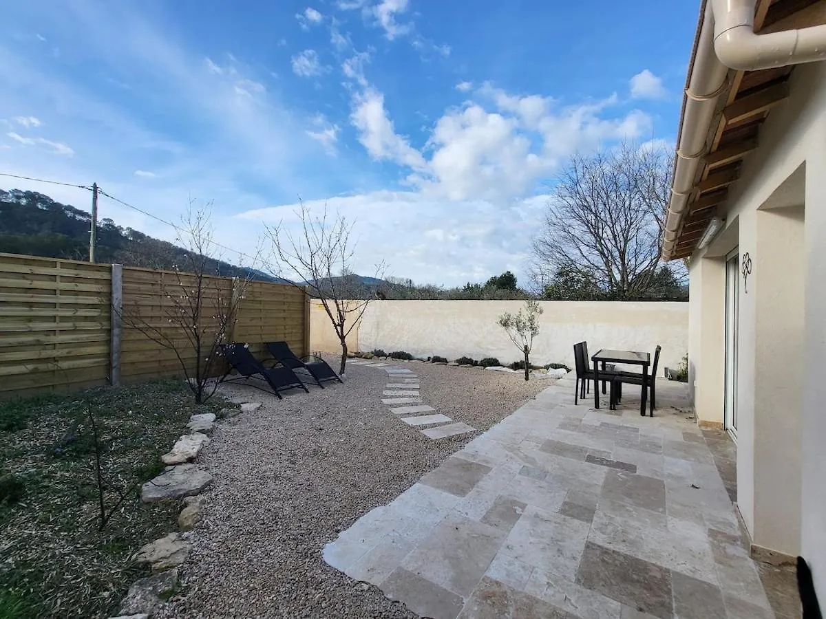 Le Vertuose 13 Cuges-les-Pins Holiday home